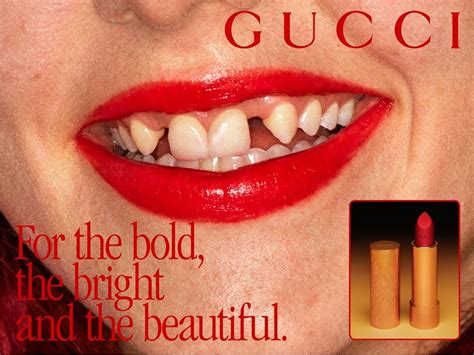 pubblicità gucci denti|Rossetti Gucci e sorrisi imperfetti .